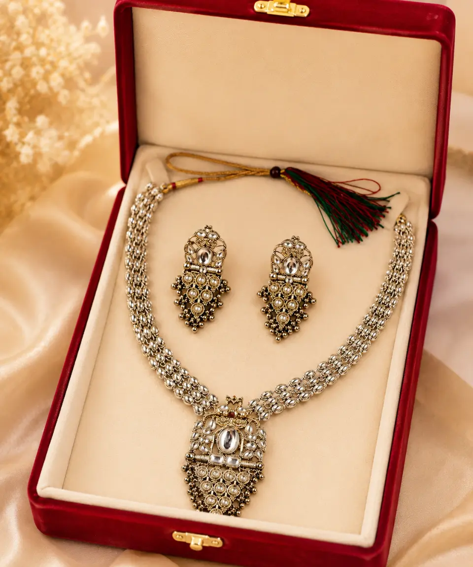 Premium Antique Kundan Sita Haar Set (Necklace + Earrings | Imported Premium Collection) - Image 2