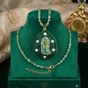 Emerald Royale Handmade Natural Stone Pendant Necklace